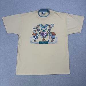 Pleasant Shade T-Shirt Size XL Home Is Where The Heart Is Birds Graphic Yellow